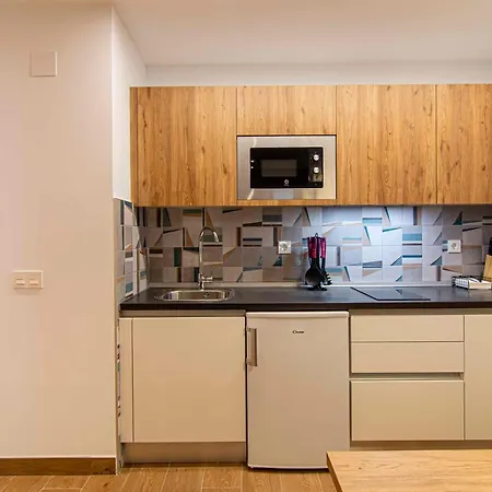 Apartment 1 Abril